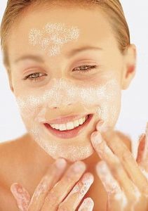 Sivilce İçin Bitkisel Maskeler