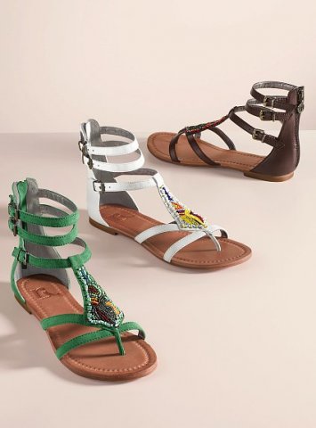 2012 farkli modern sandalet modelleri Yaz Aylarının Vazgeçilmez Ayakkabıları Sandaletler 2