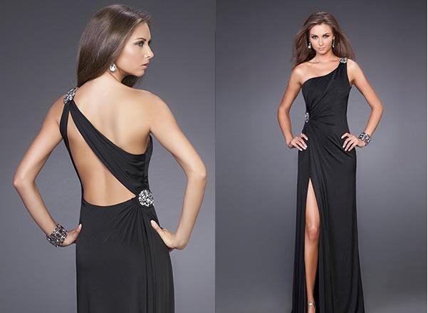 sirt ve bacak dekolteli siyah abiye elbise modelleri Yeni Trend Siyah Gece Elbiseleri 20