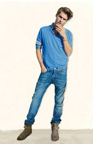 yeni trend 2012 mavi erkek pantolon ve t shirt kombini 2012 Yeni Sezon Mavi Jeans Kreasyonu 15