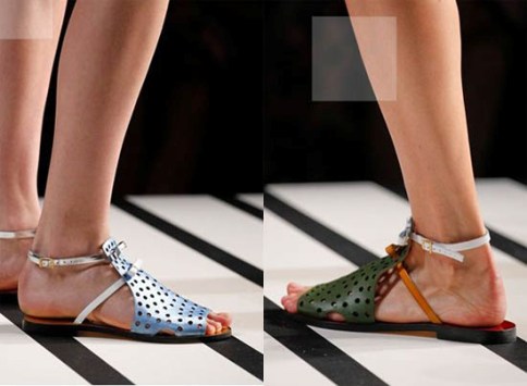 yeni trend yazlik bayan sandalet ornekleri En Güzel Farklı Ayakkabı Modelleri 1