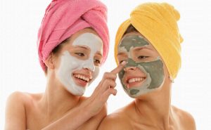 Yumuşak ve Pürüzsüz Bir Cilt ve Dudaklar