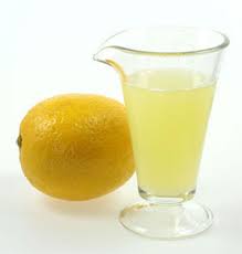 limon suyu1 1 Mutfak ve Temizlik İçin Pratik Bilgiler 9