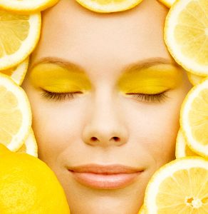 Bal ve Limon Yüz Maskesi