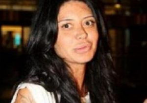 Ünlü İsimlerin Makyajsız Hali Sizi Şok Edecek!