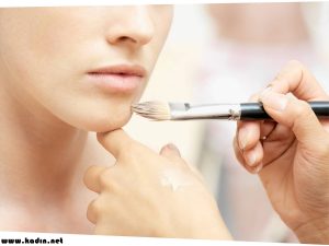 Cilt Lekelerini Makyajla Nasıl Kamufle Edebiliriz?