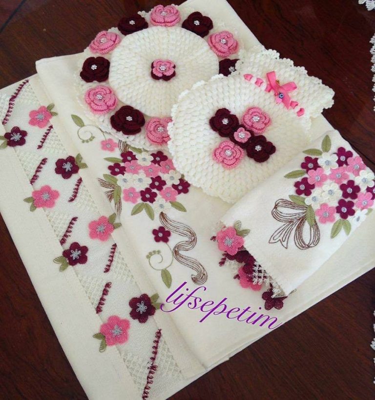 Yasemin Hanım'dan İğne Oyaları