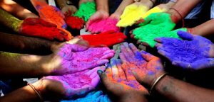 Bana Burcunu Söyle Sana Favori Rengini Söyleyeyim