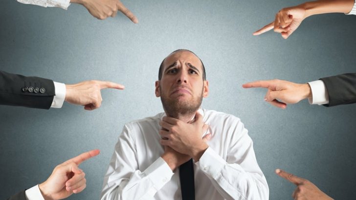 Sosyal Fobi Nedir, Nasıl Belirti Verir?